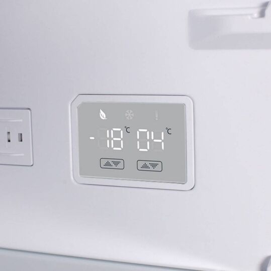 Хладилник VOX NF-3730IXE Хладилник VOX NF-3730IXE